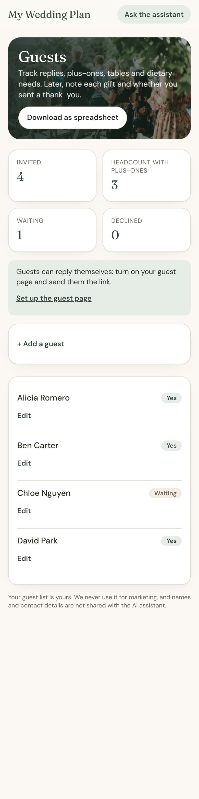 Guest list screen with invited count, replies and guest names